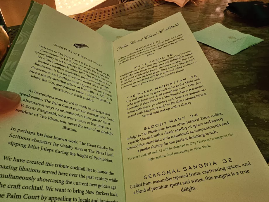 Menu de cocktails no restaurante Palm Court