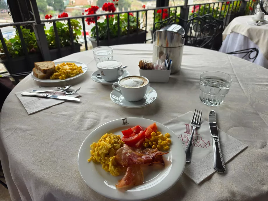 Pequeno-almoço