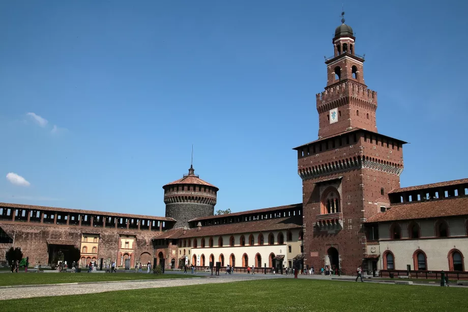 Pátio do Castello Sforzesco