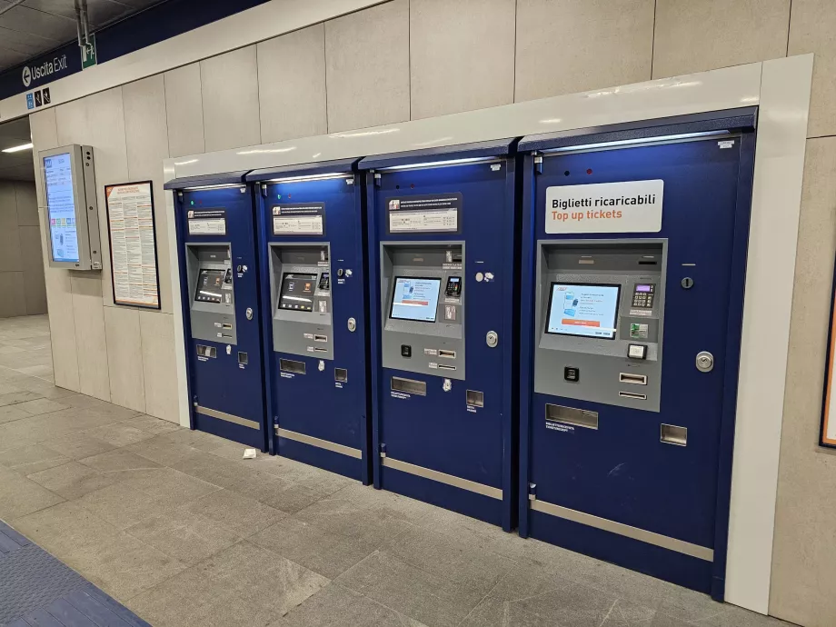 Máquinas de venda automática de bilhetes no metro