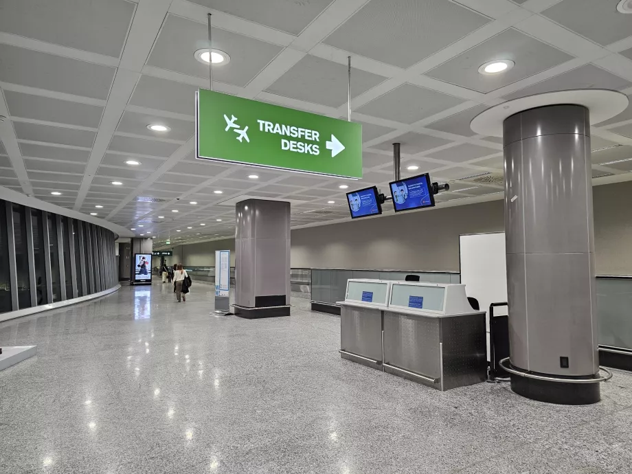 Balcões de transferência, Terminal 1