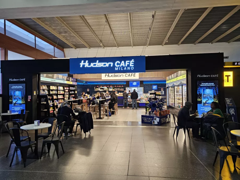 Hudson Café, Chegadas, Terminal 2