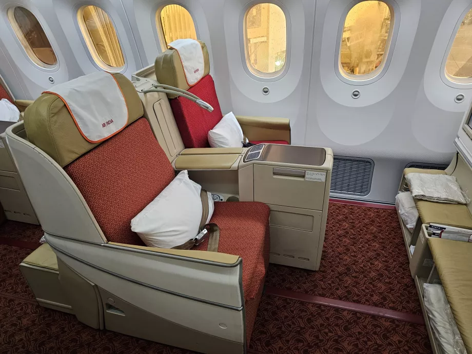 Lugares em classe executiva, Boeing 787