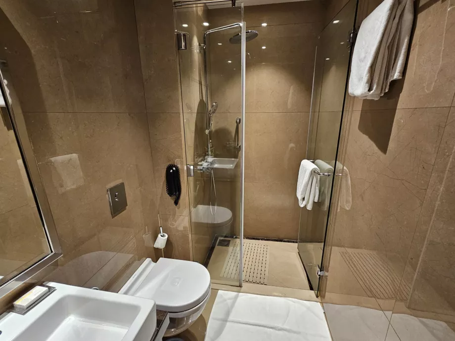 Niranta transit hotel