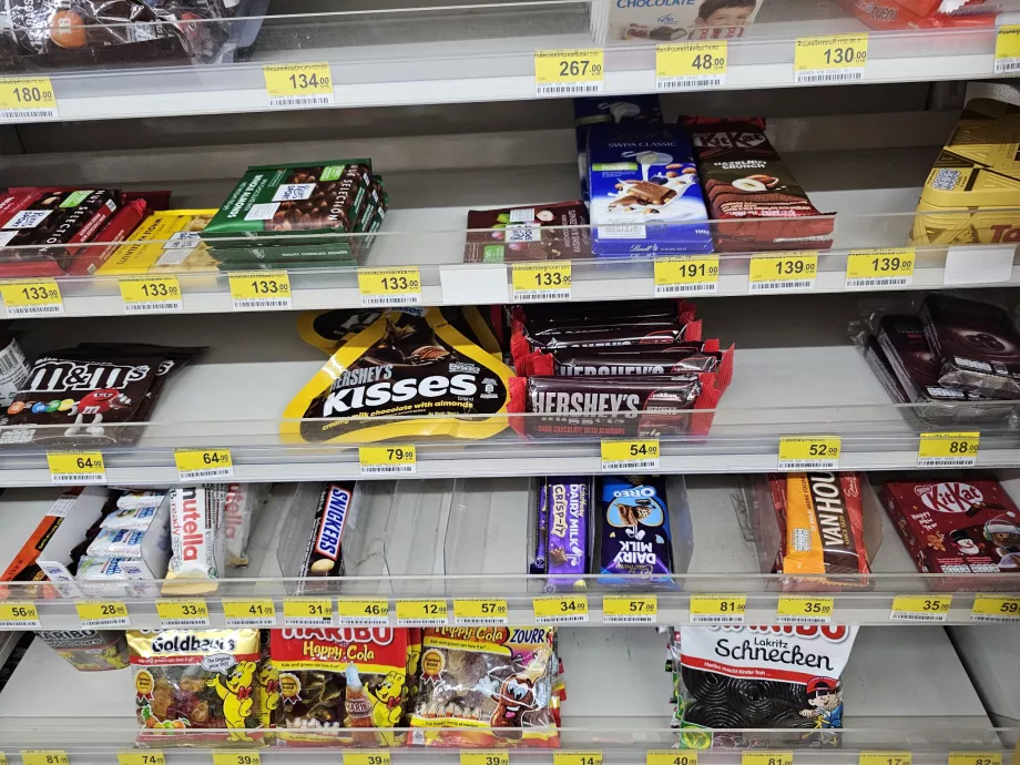 Prateleira com doces