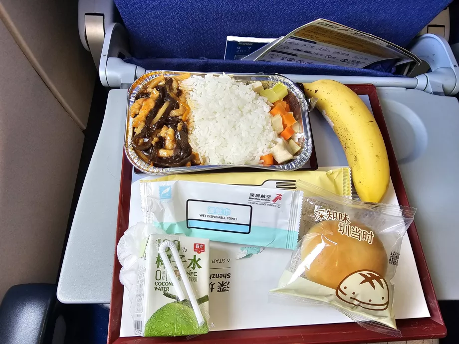 Comida no voo Shenzhen-Singapura