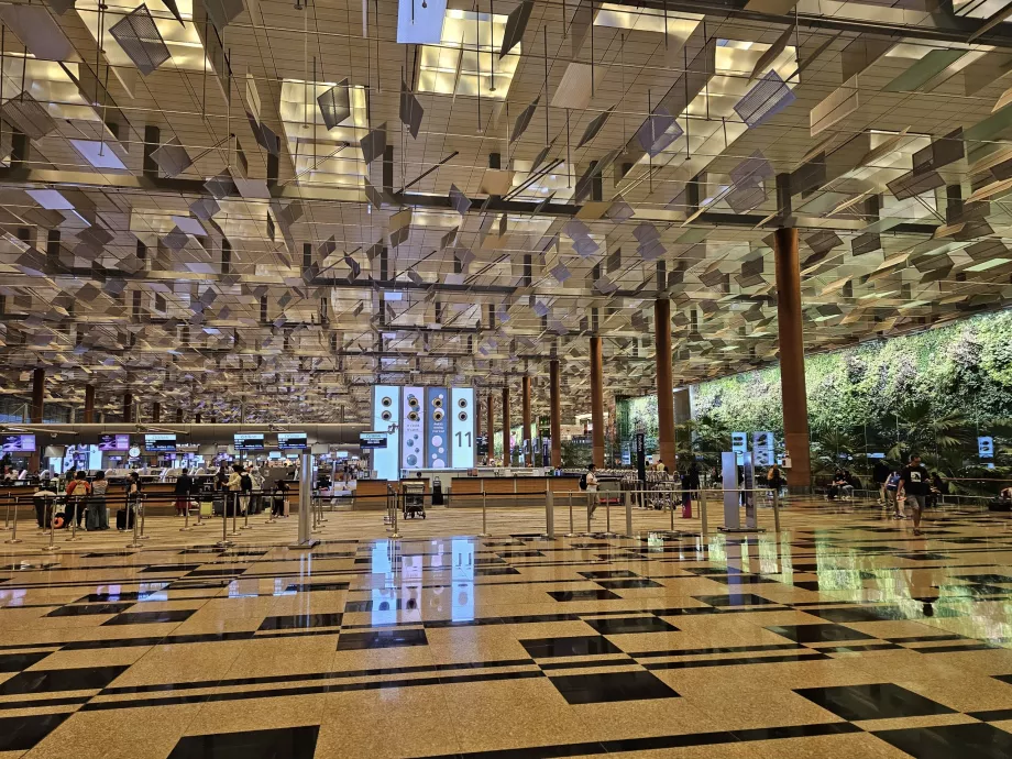Terminal 3, sala de partidas