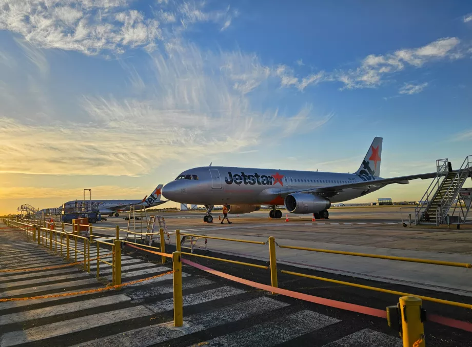 Jetstar Airlines, Airbus A320 no aeroporto de Avalon