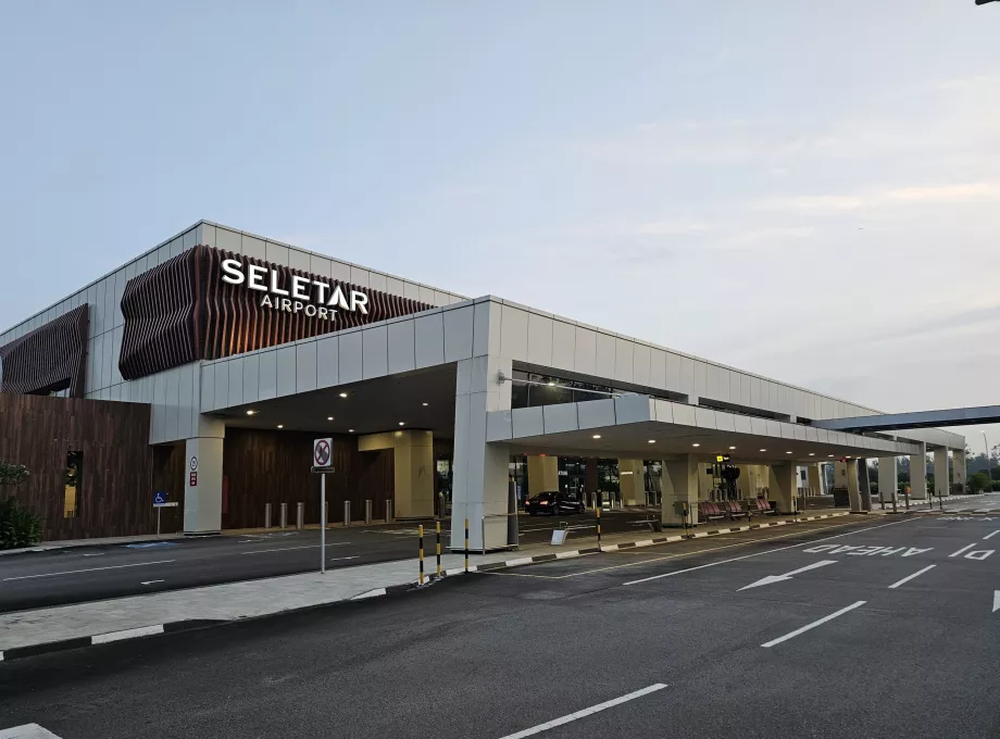 chegada pelo aeroporto Seletar