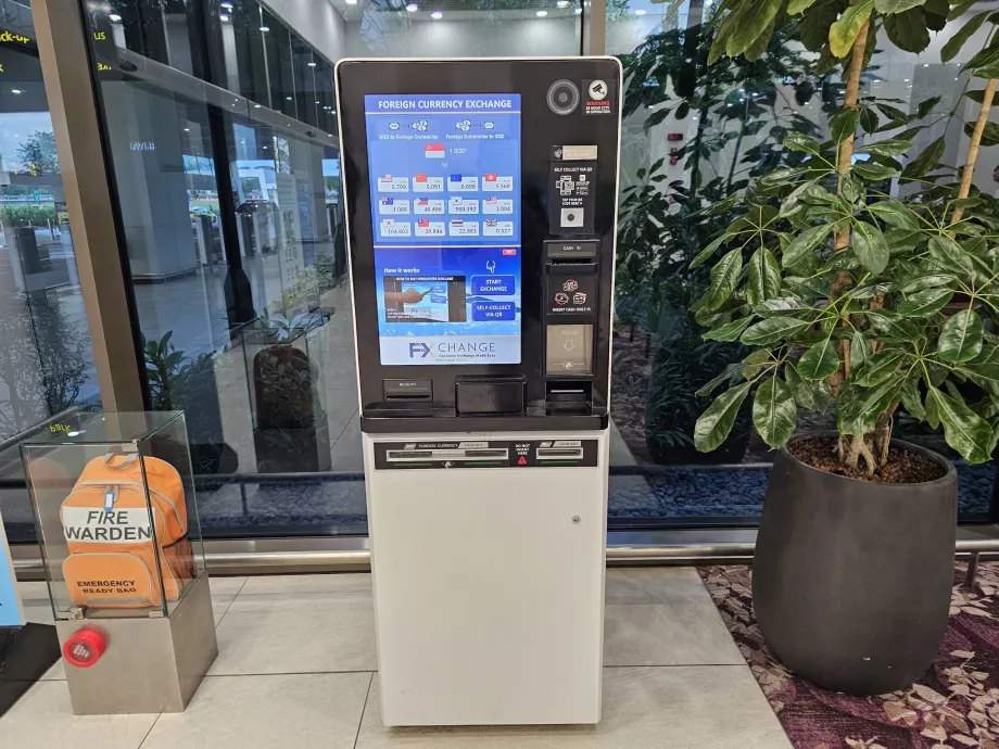 Câmbio automático de moeda