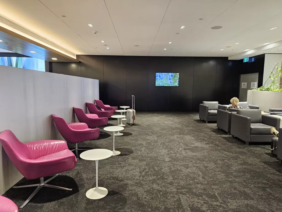ANZ Lounge, sofás
