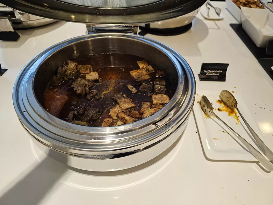 ANZ Lounge, comida quente